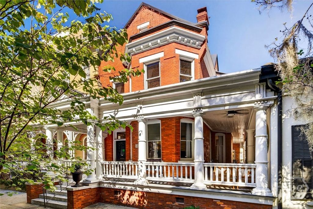 Image 50 of property listing at 106 E Harris Street, Savannah, GA 31401