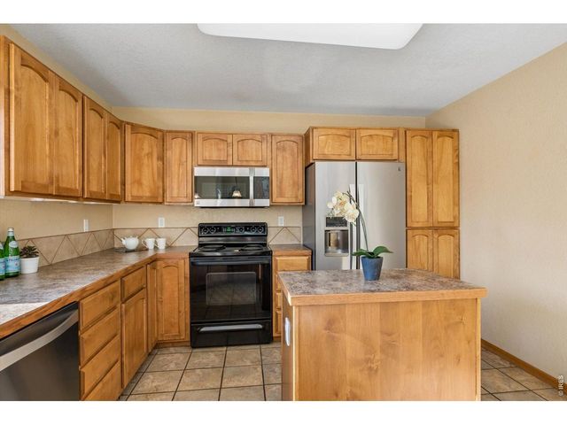 348 Buckeye Ave, Johnstown, CO 80534