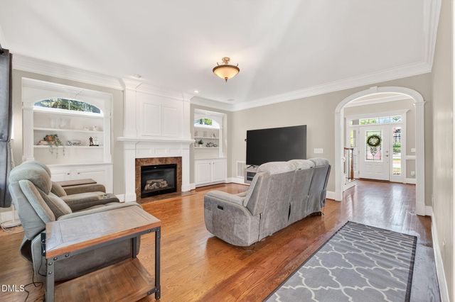 2328 Forestbluff Drive, Fuquay Varina, NC 27526