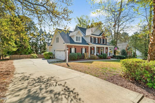2328 Forestbluff Drive, Fuquay Varina, NC 27526