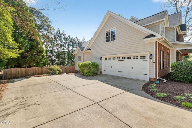 2328 Forestbluff Drive, Fuquay Varina, NC 27526