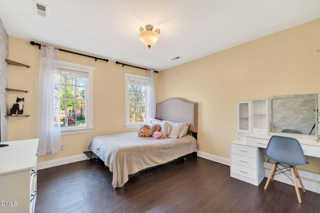 2328 Forestbluff Drive, Fuquay Varina, NC 27526