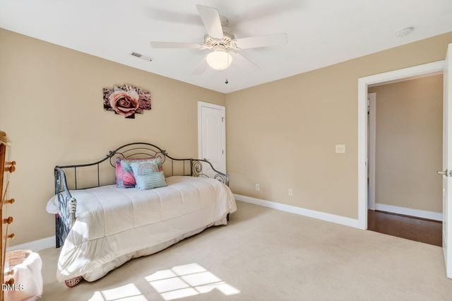 2328 Forestbluff Drive, Fuquay Varina, NC 27526