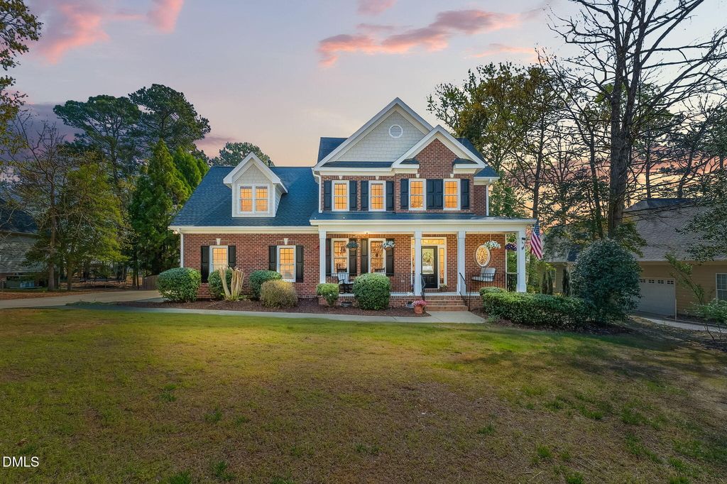 2328 Forestbluff Drive, Fuquay Varina, NC 27526