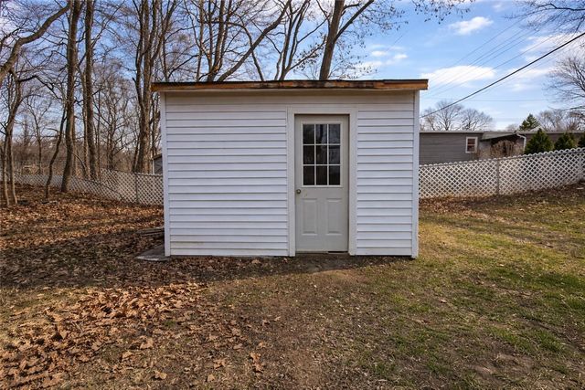 42 Sebastian Drive, Penfield, NY 14625