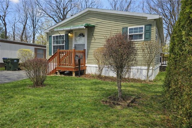 42 Sebastian Drive, Penfield, NY 14625