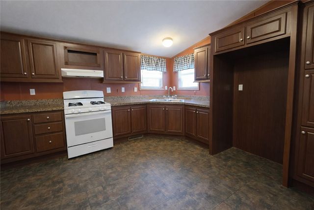 42 Sebastian Drive, Penfield, NY 14625