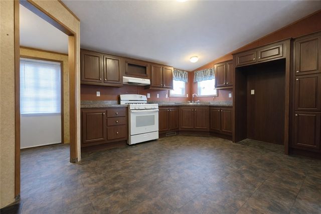 42 Sebastian Drive, Penfield, NY 14625