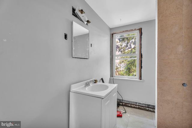 409 D ST, Millville, NJ 08332