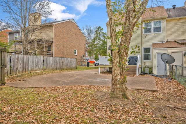 1015 Hammack Ct, Nashville, TN 37214