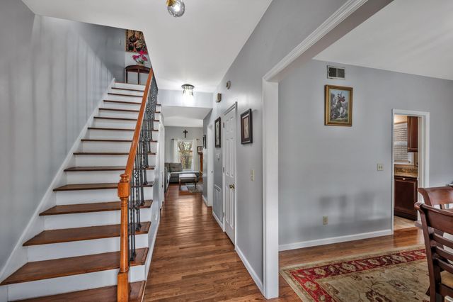 1015 Hammack Ct, Nashville, TN 37214