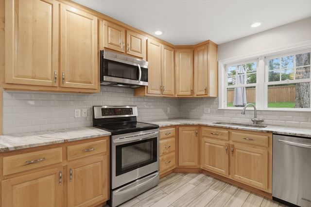 28 Modoc Street, Worcester, MA 01604