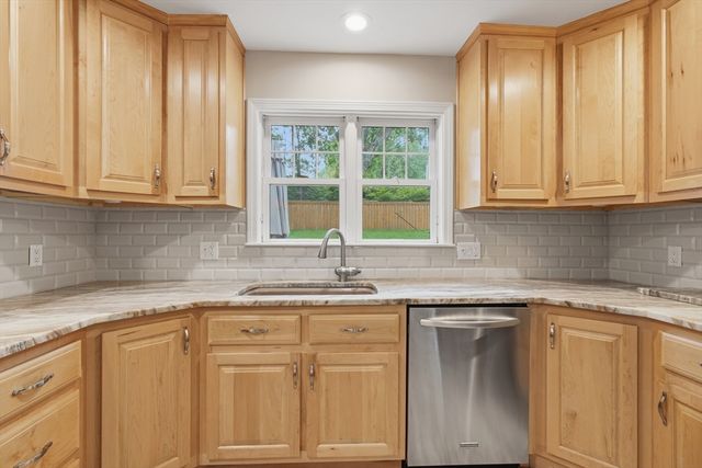 28 Modoc Street, Worcester, MA 01604