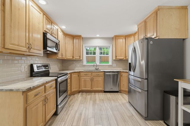 28 Modoc Street, Worcester, MA 01604