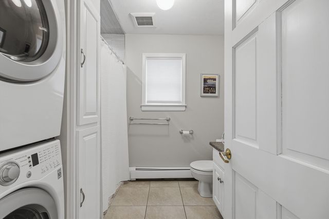 28 Modoc Street, Worcester, MA 01604