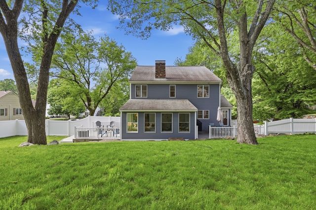 28 Modoc Street, Worcester, MA 01604