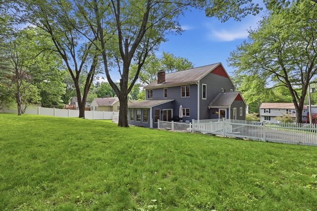 28 Modoc Street, Worcester, MA 01604
