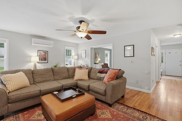 28 Modoc Street, Worcester, MA 01604