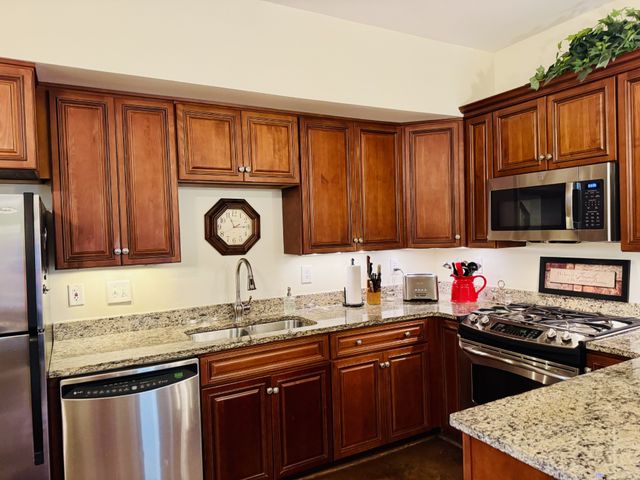 142 Generals Retreat Pl, Franklin, TN 37064