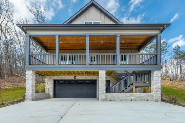808 Hyatte Rd, Soddy Daisy, TN 37379