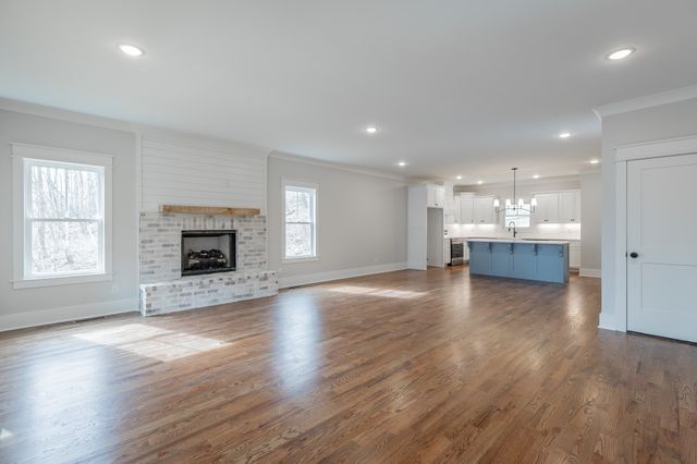 808 Hyatte Rd, Soddy Daisy, TN 37379