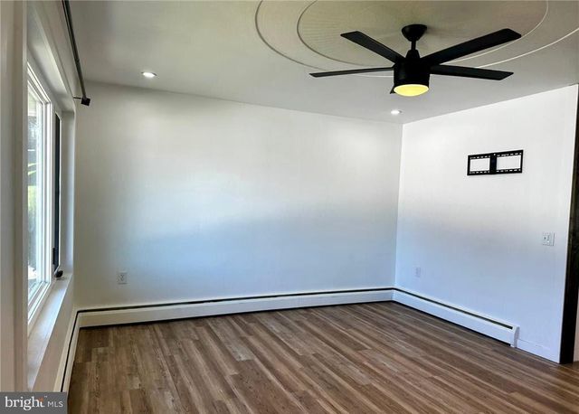 406 KANE ST, Scranton, PA 18505