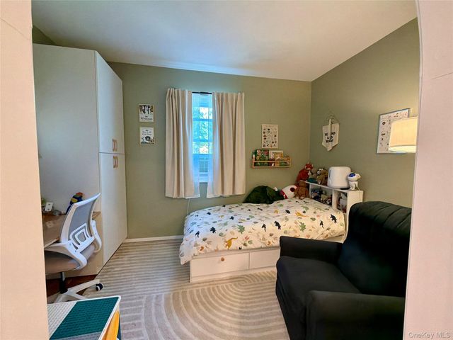 646 W Beech Street Lower, Long Beach, NY 11561