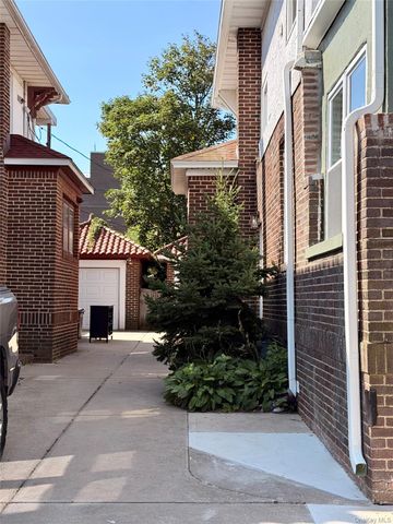 646 W Beech Street Lower, Long Beach, NY 11561