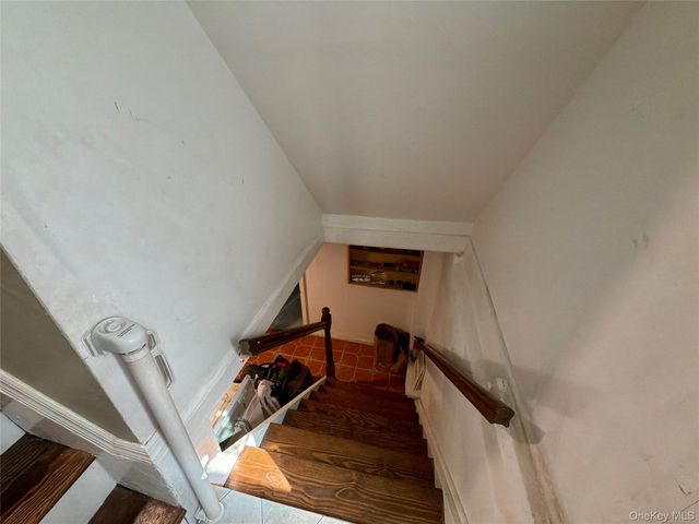 646 W Beech Street Lower, Long Beach, NY 11561