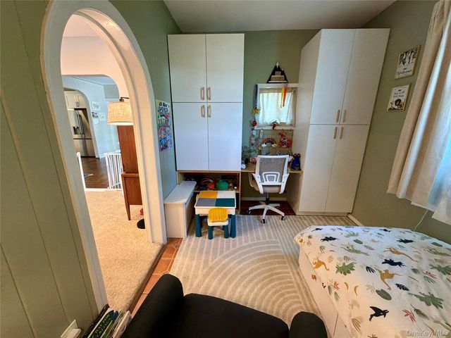 646 W Beech Street Lower, Long Beach, NY 11561