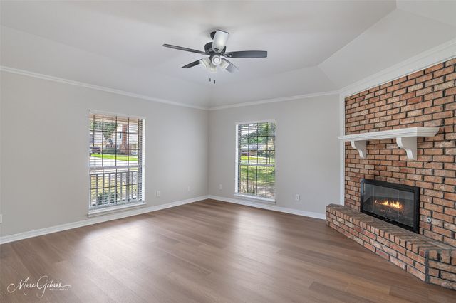 9852 Deepwoods Drive, Shreveport, LA 71118