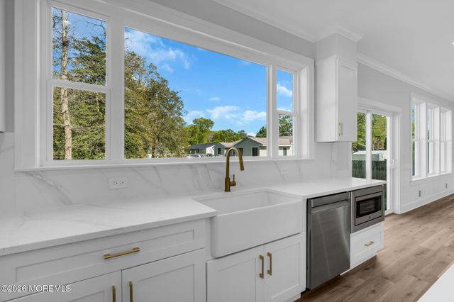 427 Boxwood Drive, Forked River, NJ 08731