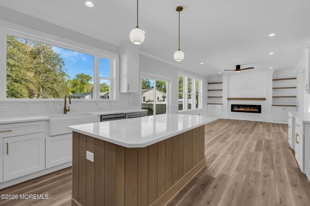 427 Boxwood Drive, Forked River, NJ 08731
