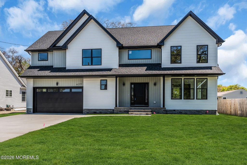 427 Boxwood Drive, Forked River, NJ 08731