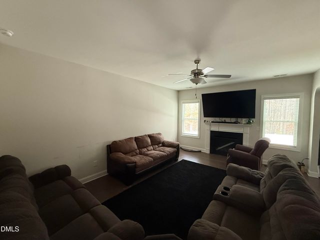 352 Hawkesburg Drive, Clayton, NC 27527