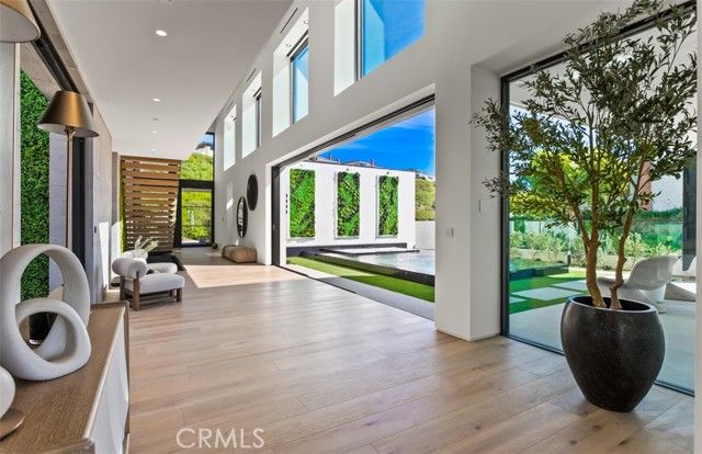 53 Montecito, Corona Del Mar (newport Beach), CA 92625