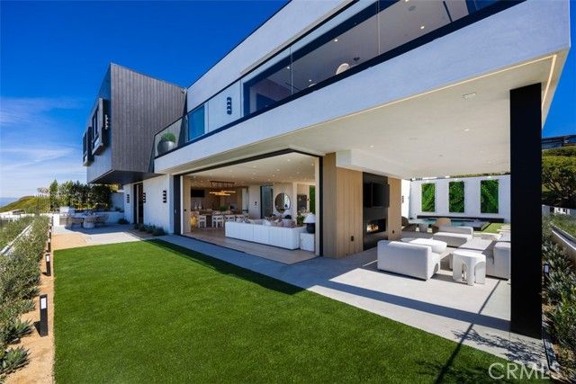 53 Montecito, Corona Del Mar (newport Beach), CA 92625