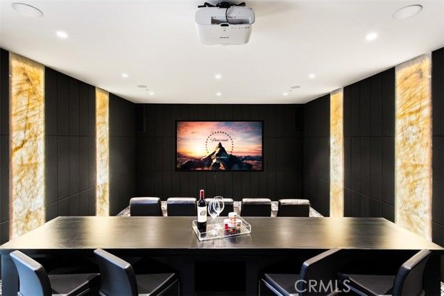 53 Montecito, Corona Del Mar (newport Beach), CA 92625