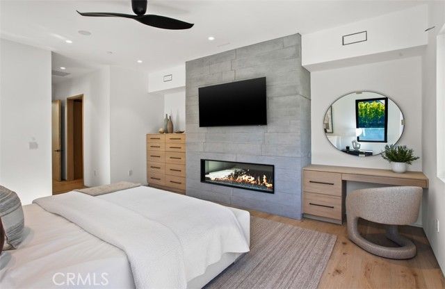 53 Montecito, Corona Del Mar (newport Beach), CA 92625