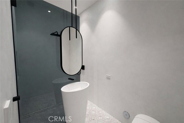 53 Montecito, Corona Del Mar (newport Beach), CA 92625