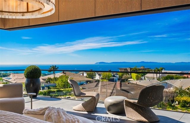 53 Montecito, Corona Del Mar (newport Beach), CA 92625