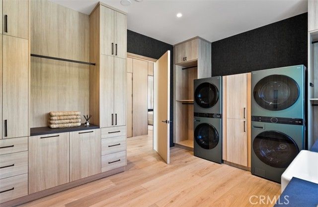 53 Montecito, Corona Del Mar (newport Beach), CA 92625