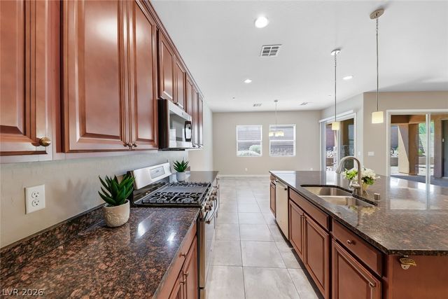 501 Wildflower Avenue, Henderson, NV 89011