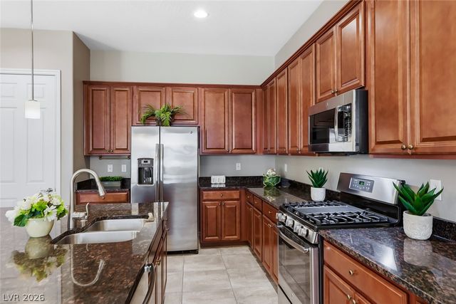 501 Wildflower Avenue, Henderson, NV 89011
