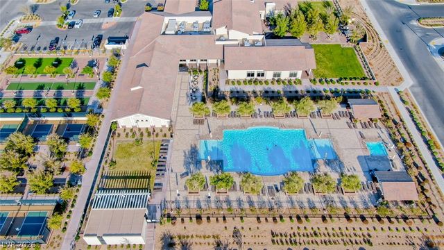 501 Wildflower Avenue, Henderson, NV 89011