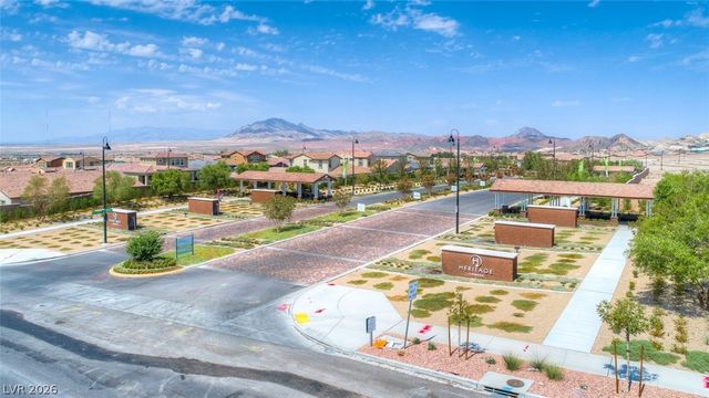 501 Wildflower Avenue, Henderson, NV 89011