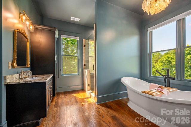 398 Mapleton Lane, Columbus, NC 28722