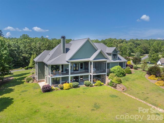 398 Mapleton Lane, Columbus, NC 28722