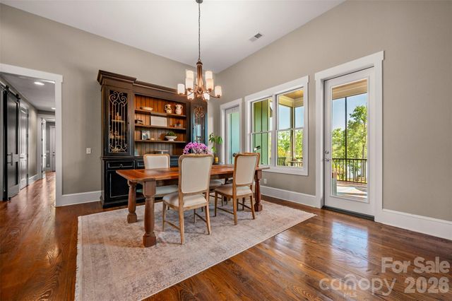 398 Mapleton Lane, Columbus, NC 28722