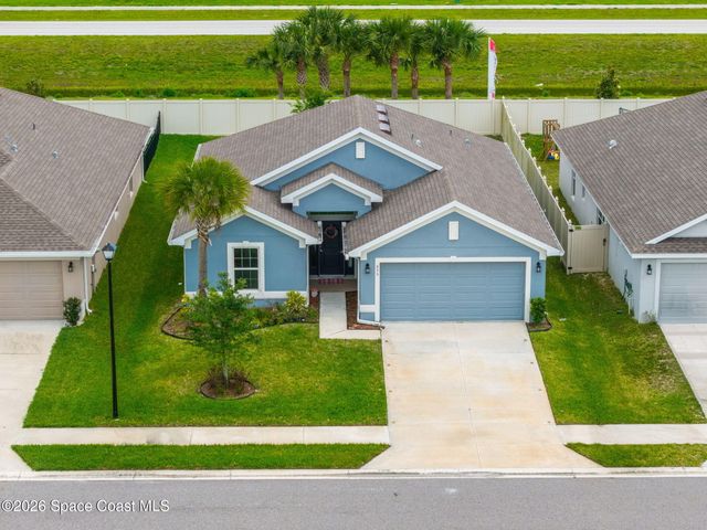 655 Kylar Drive NW, Palm Bay, FL 32907